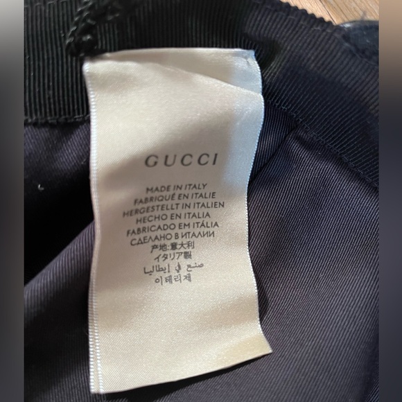 Gucci Authentic GG Baseball Cap with Green and Red Lines on the Sides - Picture 7 of 11